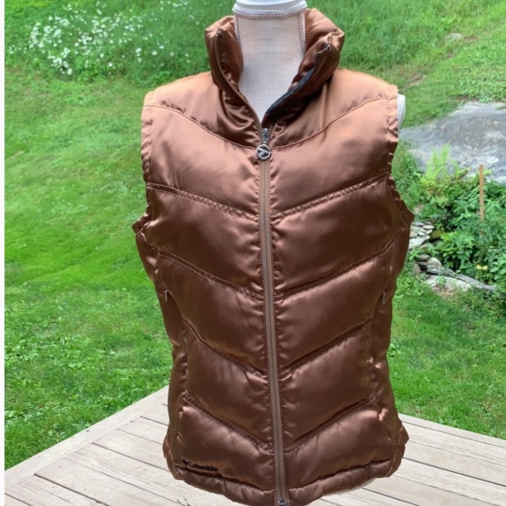 Columbia Titanium Down vest size small
